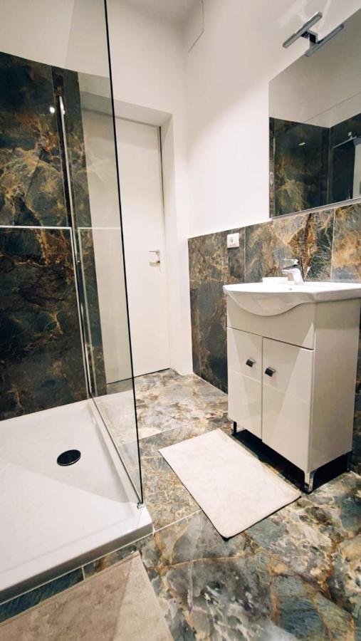 Duhome Apartment In The Heart Of คาตาเนีย ภายนอก รูปภาพ